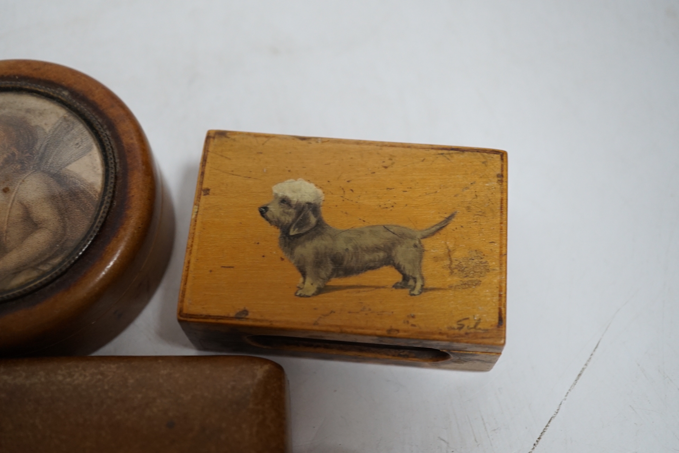 A mixed collection of small treen items and boxes to include a miniature dominos set, a Tunbridge ware ring box, etc.